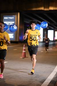 BIB: 464
                            <button type="button" onclick="openModal(18795879)" class="btn btn-primary btn-sm float-right btn-popup" data-toggle="modal" data-target=".modal-high-quality">
                        <i class="fas fa-shopping-cart"></i> Add to Cart
                    </button>
                                            <button type="button" onclick="isThisMe(18795879, true)" class="btn btn-success btn-sm float-right btn-popup btn-isme hidden" data-toggle="tooltip" data-placement="bottom" title="นี่คือรูปของคุณใช่ไหม คลิกที่นี่เพื่อเอาเข้าอัลบั้ม">
                        <i class="fas fa-plus"></i> Add to album
                    </button>
                    <button type="button" onclick="isThisMe(18795879, false)" class="btn btn-warning btn-sm float-right btn-popup btn-isnotme hidden">
                        <i class="fas fa-ban"></i> Remove from album
                    </button>